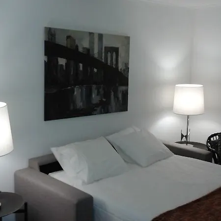 Beautiful Studio In Historic Alfama Apartment Lisbon