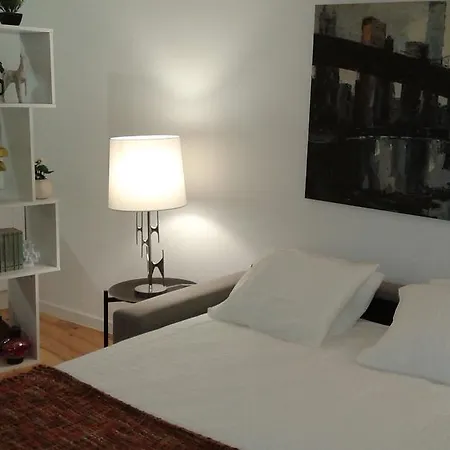 Beautiful Studio In Historic Alfama * Lisbon