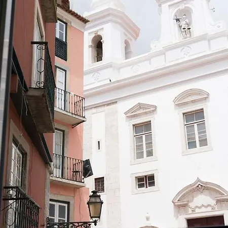 Beautiful Studio In Historic Alfama * Lisbon
