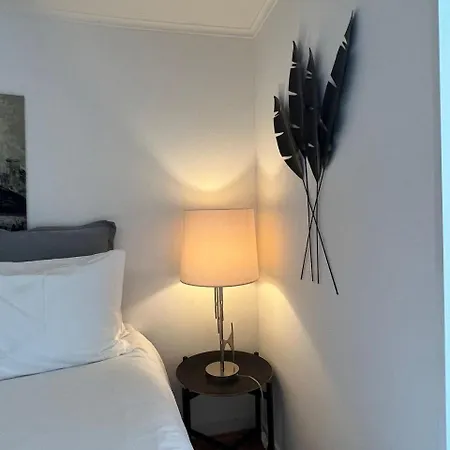 Beautiful In Historic Alfama With Ac Apartamento Lisboa